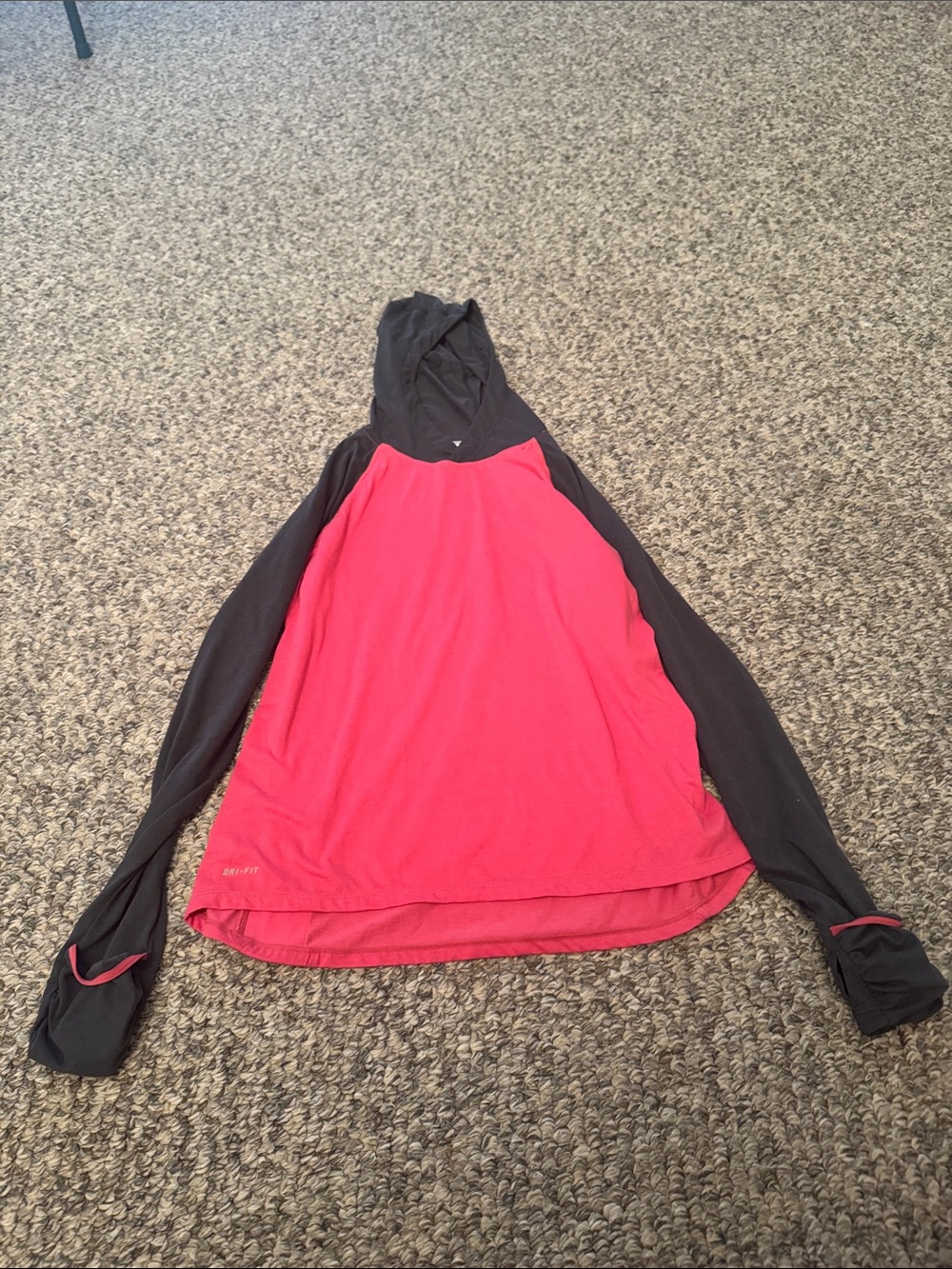 L Nike Running Dri-FIT Hooded Top in Red and Black
